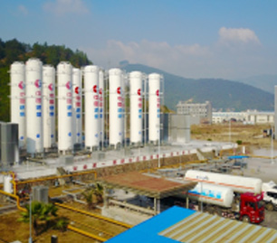 LNG cryogenic storage tank